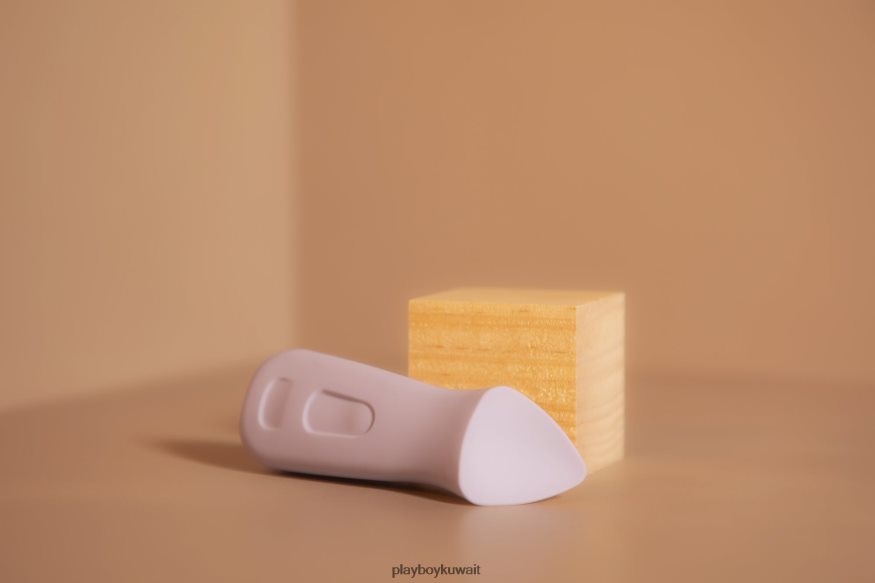 Playboy نحيف كيب أحمر الشفاه هزاز من سيدة R820R1616 ملحق إبداعي